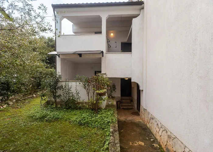 1 Bedroom Amazing In Porec