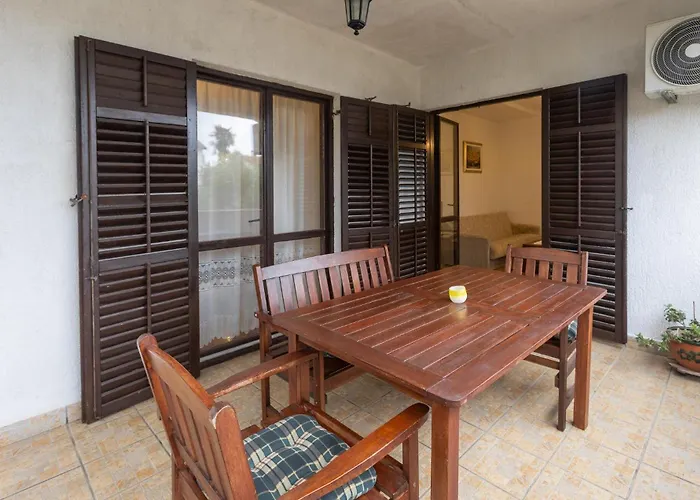 1 Bedroom Amazing In Apartmán Poreč