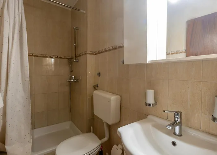 Apartmán 1 Bedroom Amazing In *